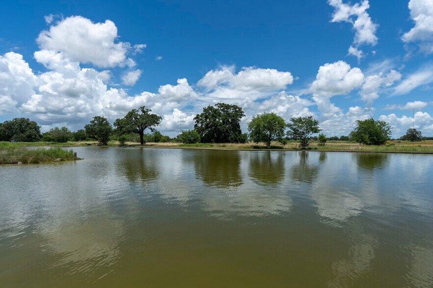 More Photos Of 3345 E Austin St, Giddings Land For Sale