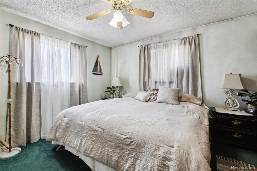 More Photos Of 4615 S Santa Fe Dr, Englewood Service For Sale