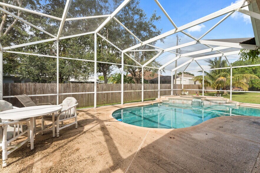 More Photos Of 1874 SW Gemini Ln, Port Saint Lucie Multifamily For Sale