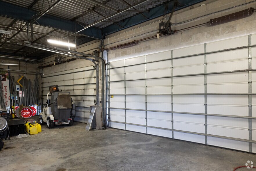 More Photos Of 4403 Black Horse Pike, Mays Landing General Retail For Lease