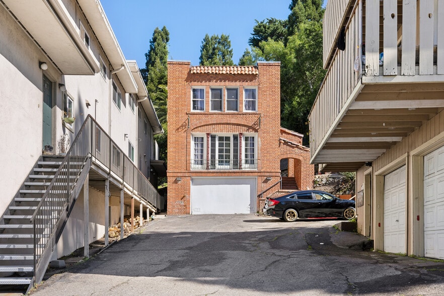 More Photos Of 250 Red Hill Ave, San Anselmo Apartments For Sale
