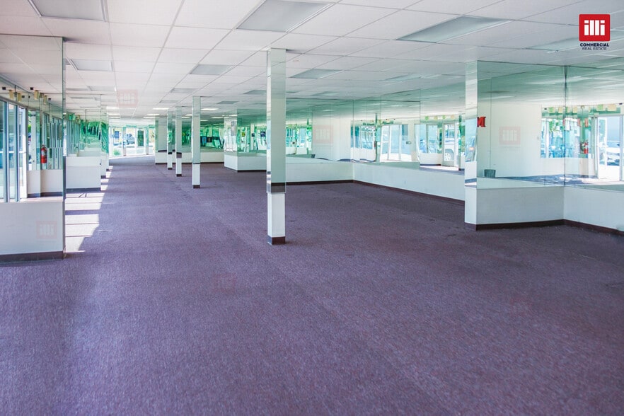 More Photos Of 6020-6030 Laurel Canyon Blvd, North Hollywood Freestanding For Sale