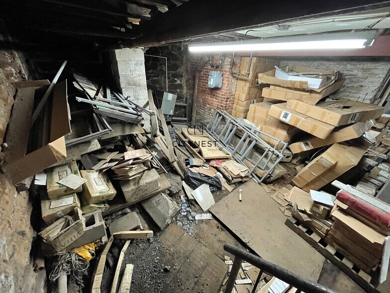 More Photos Of 5410 3rd Ave, Brooklyn Auto Repair For Lease