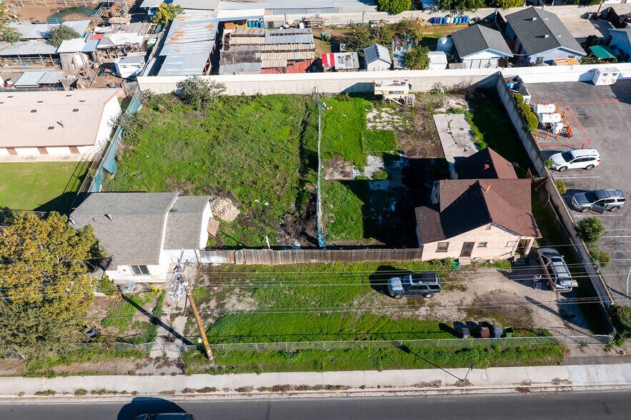 More Photos Of 1230 S Wilmington Ave, Compton Apartments For Sale