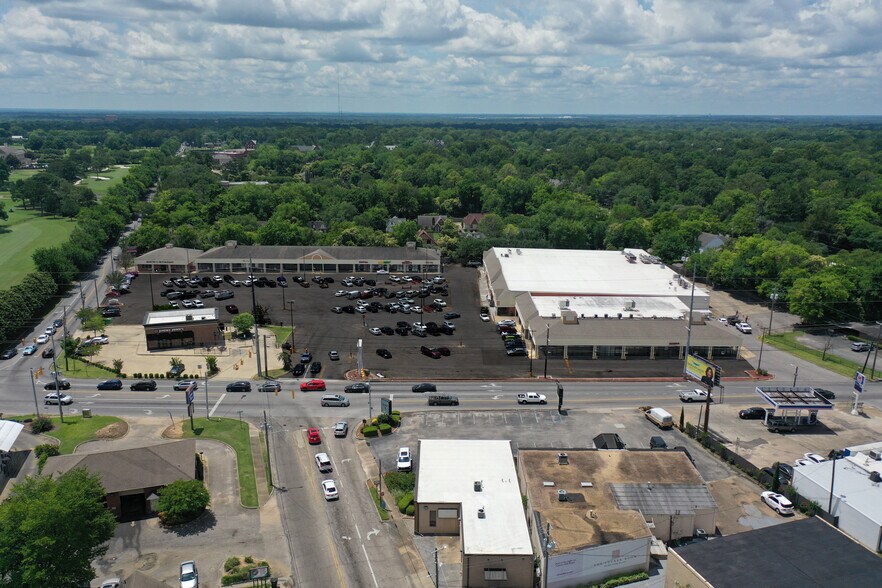More Photos Of 1740 Carter Hill Rd, Montgomery Supermarket For Lease