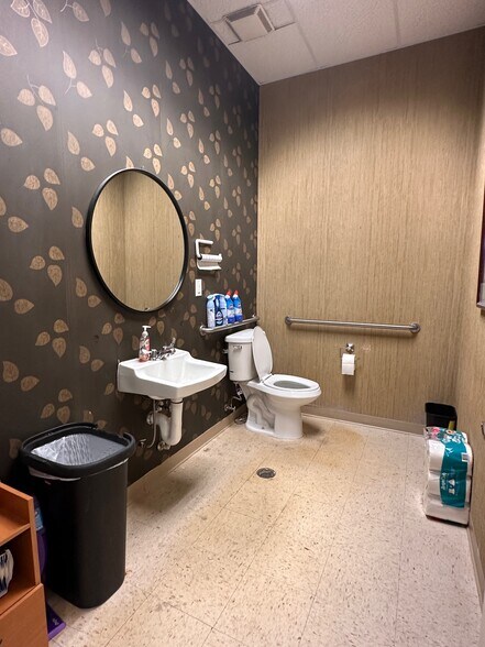 More Photos Of 2860 W State Road 84, Fort Lauderdale Office For Lease