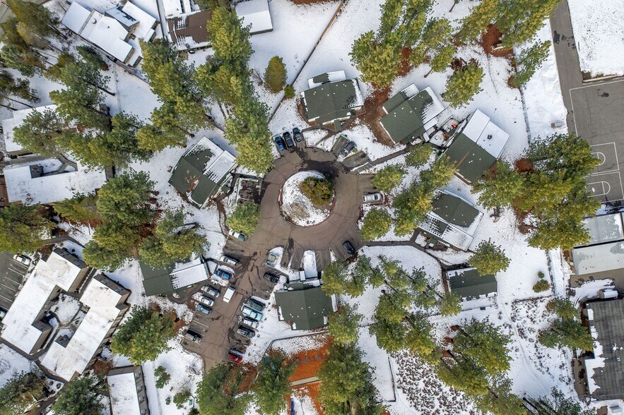 More Photos Of 3431 Spruce Ave, South Lake Tahoe Apartments For Sale