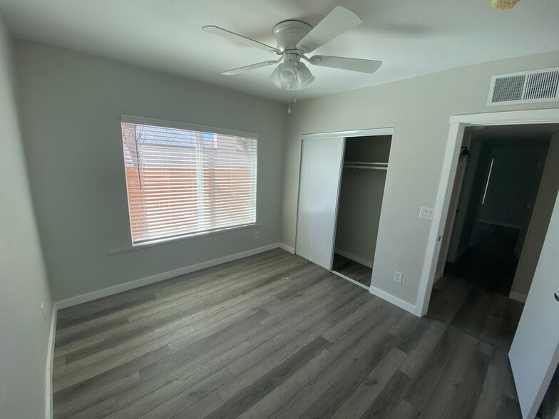 More Photos Of 2709 E Willetta St, Phoenix Apartments For Sale