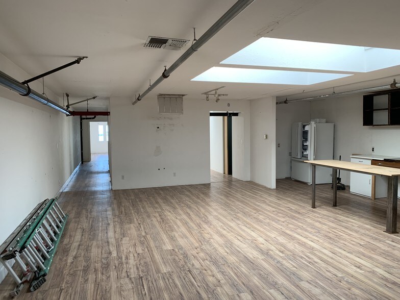 More Photos Of 870 Innes Ave, San Francisco Warehouse For Sale