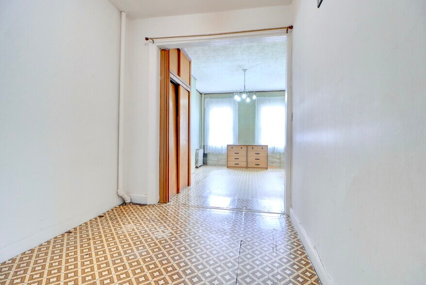 More Photos Of 159 Nassau Ave, Brooklyn Apartments For Sale
