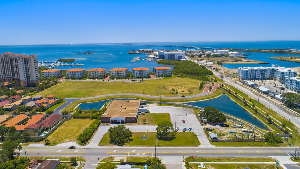 Primary Photo Of 5409 S Westshore Blvd, Tampa Warehouse For Sale