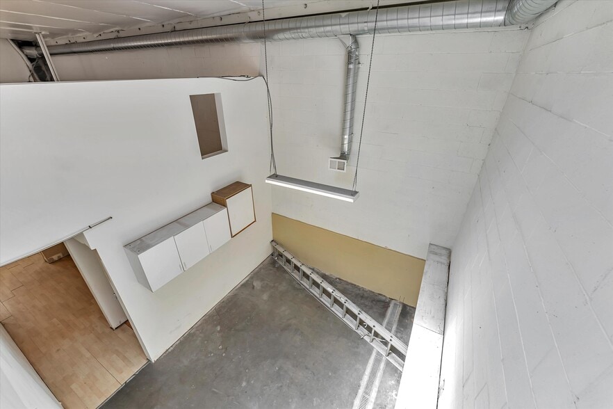 More Photos Of 1227 San Pablo Ave, Berkeley Storefront For Sale