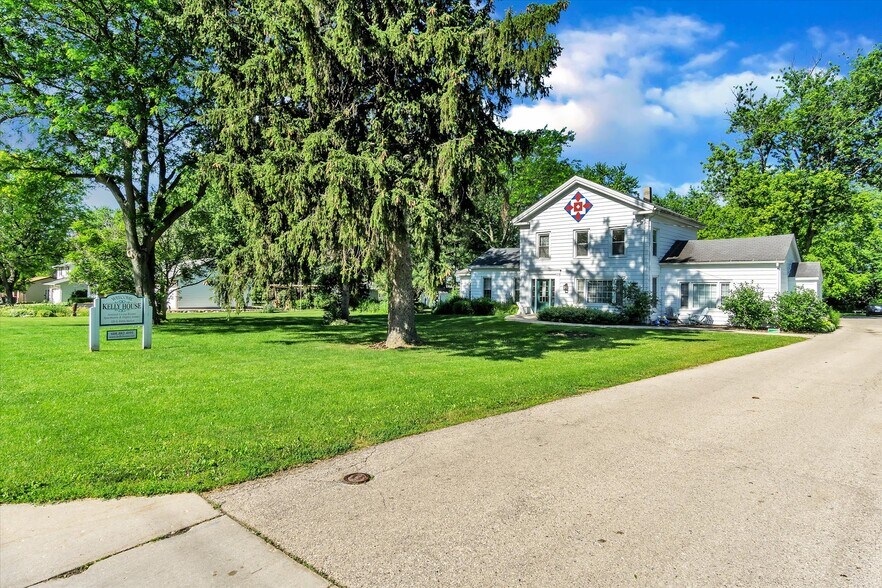 More Photos Of 121 S 5th St, Evansville Assisted Living For Sale