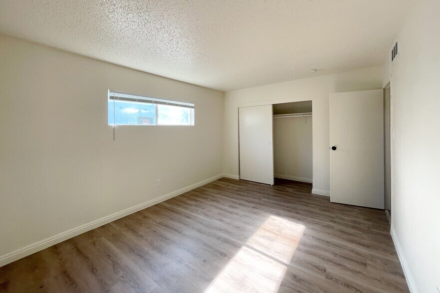 More Photos Of 2635-2655 Sherwood St, Las Vegas Apartments For Sale