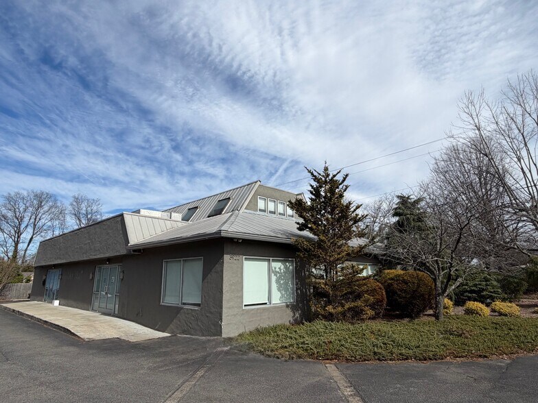 Primary Photo Of 3922 W Market St, Greensboro Medical For Sale