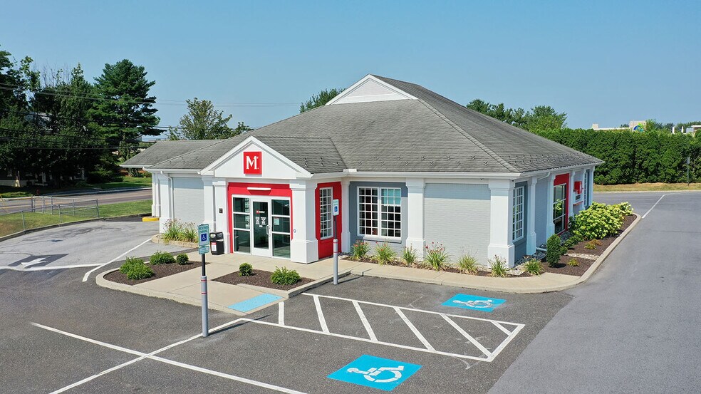 More Photos Of 185 W Main St, Macungie Unknown For Lease