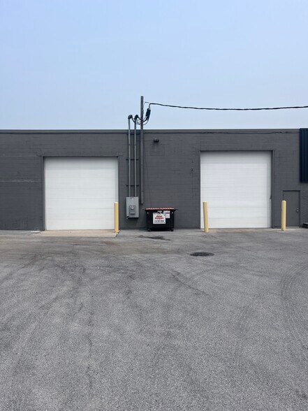 More Photos Of 9600 W Ogden Ave, La Grange Warehouse For Lease