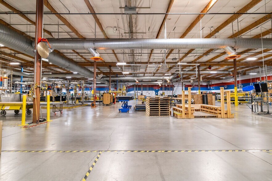 More Photos Of 435 Otterson Dr, Chico Manufacturing For Sale