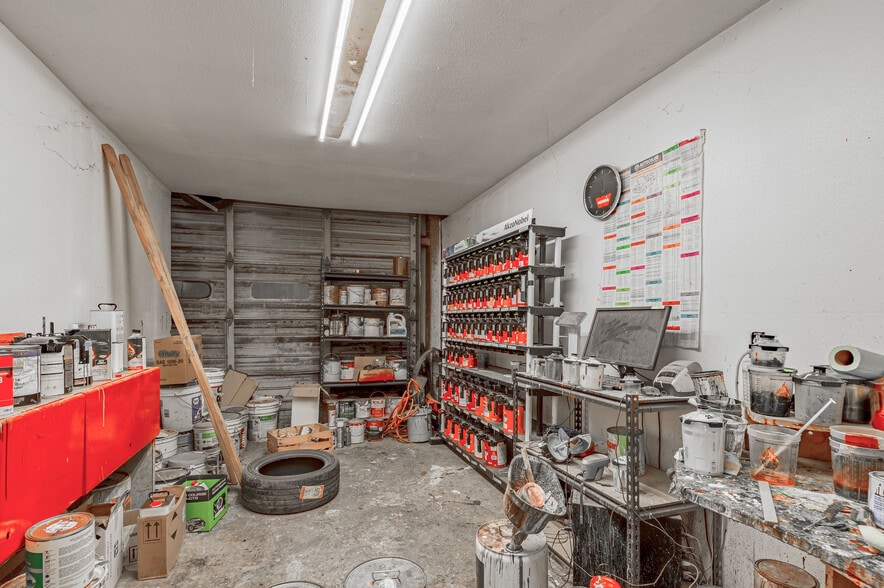 More Photos Of 316 Highway 190 E, Huntsville Auto Repair For Sale