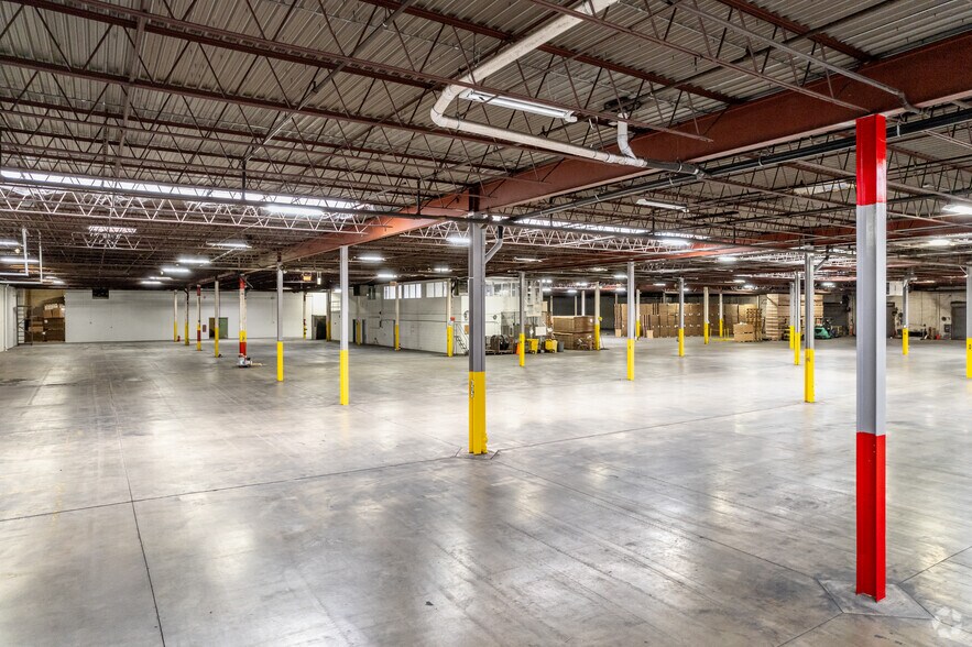 More Photos Of 3960 Summit Rd, Norton Flex For Lease