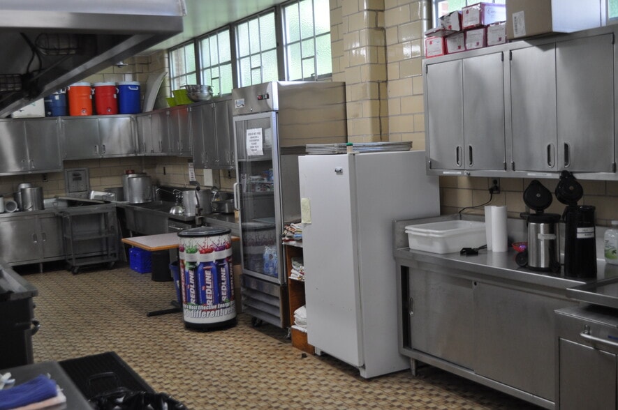 More Photos Of 2300 Mahantongo St, Pottsville Theater Concert Hall For Sale