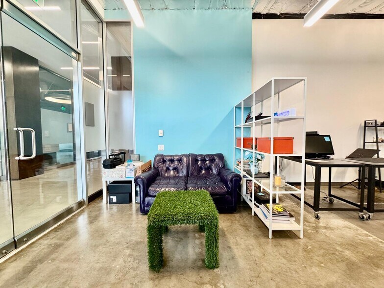 More Photos Of 13274 Fiji Way, Marina Del Rey Office Residential For Lease