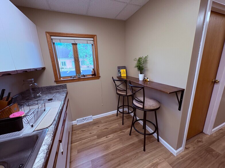 More Photos Of 822 Davison Rd, Lockport Coworking Space