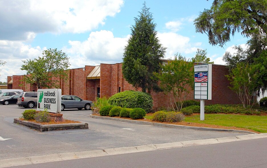 More Photos Of 760 Travelers Blvd, Summerville Flex For Lease