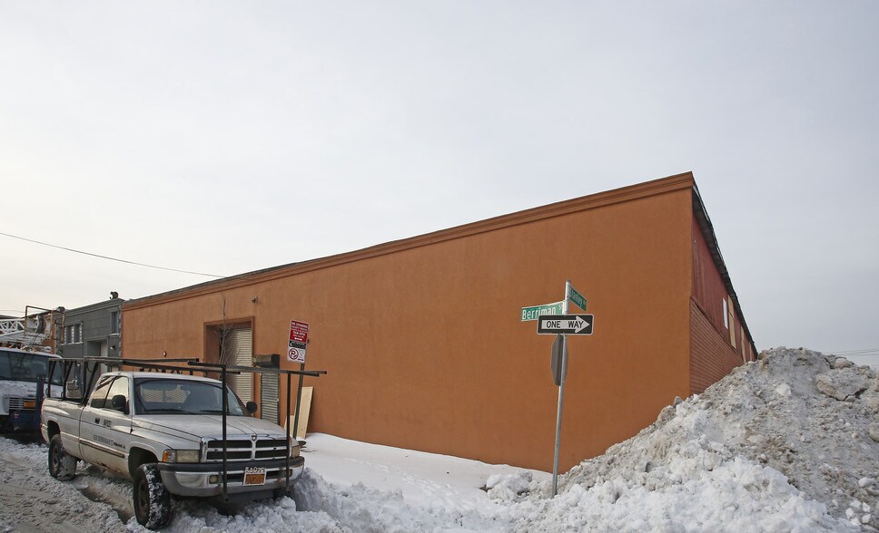 More Photos Of 634 Berriman St, Brooklyn Warehouse For Lease