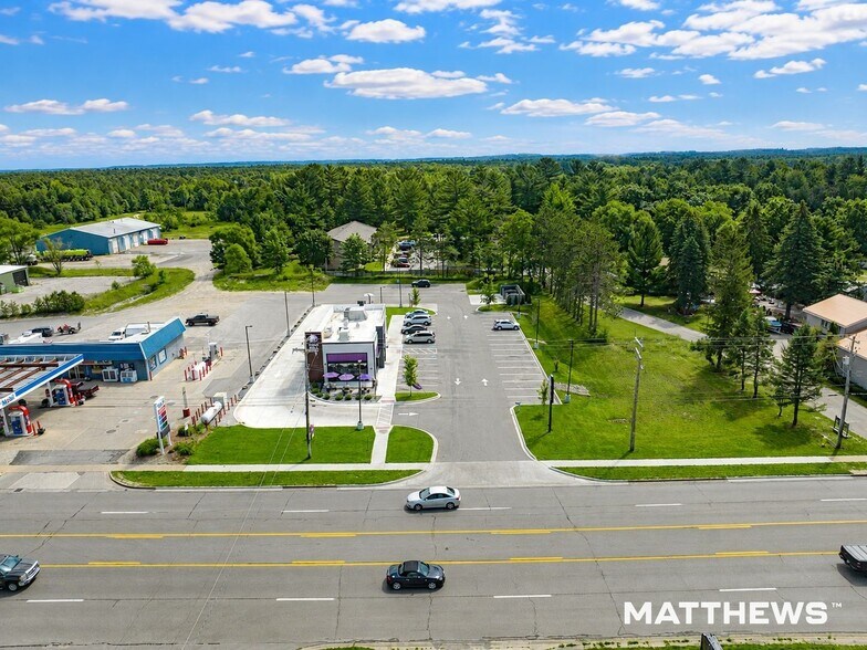 More Photos Of 510 N Cedar St, Kalkaska Restaurant For Sale