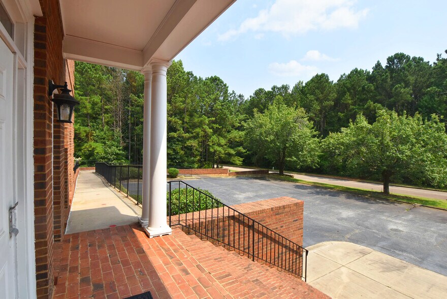 More Photos Of 116 Peachtree Ct, Peachtree City Medical For Lease