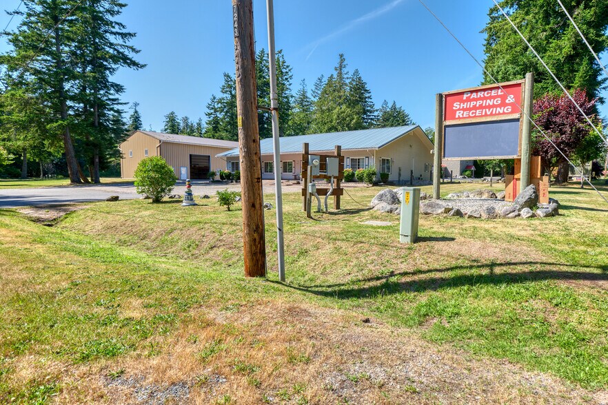More Photos Of 1591 McKenzie Way, Point Roberts Flex For Sale