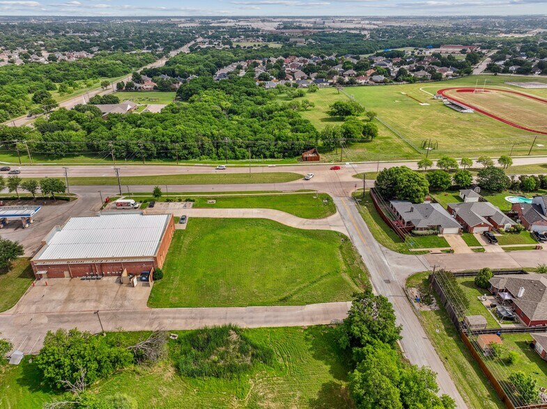 More Photos Of 1910 E Sublett Rd, Arlington Land For Lease