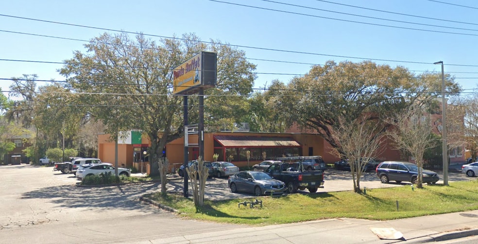 Primary Photo Of 3507 Thomasville Rd, Tallahassee Restaurant For Sale