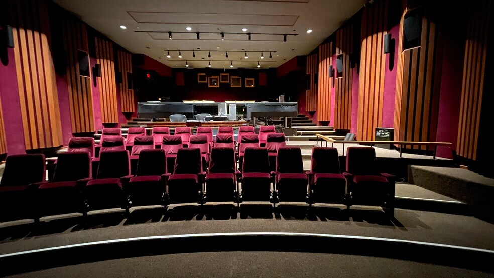 More Photos Of 640 S San Vicente Blvd, Los Angeles Medical For Lease