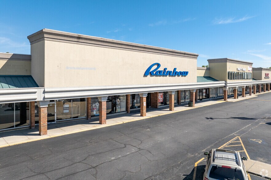 More Photos Of 77-199 W Joe Orr Rd, Chicago Heights Unknown For Lease