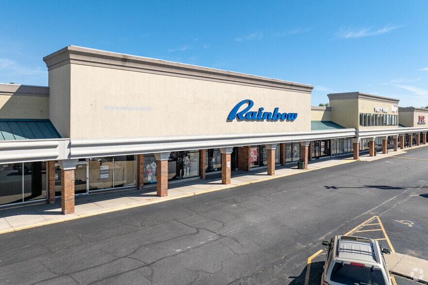 More Photos Of 77-199 W Joe Orr Rd, Chicago Heights Unknown For Lease
