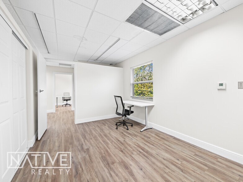 More Photos Of 2801-2809 E Commercial Blvd, Fort Lauderdale Unknown For Lease