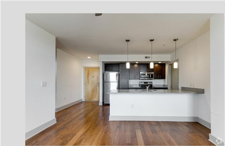 More Photos Of 30 Franklin St, Petersburg Multifamily For Sale