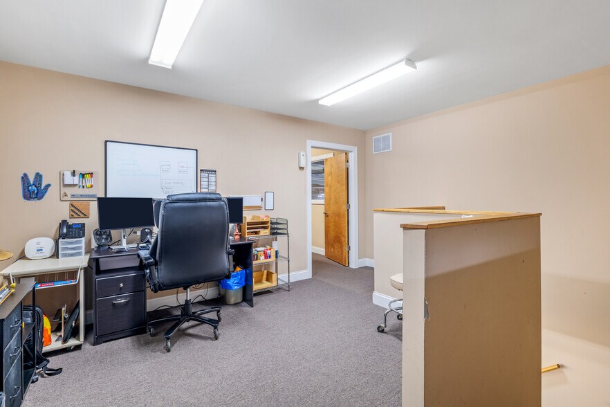 More Photos Of 8205 B and G Ct, Stokesdale Manufacturing For Sale