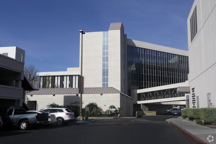 More Photos Of 401 E Highland Ave, San Bernardino Medical For Lease