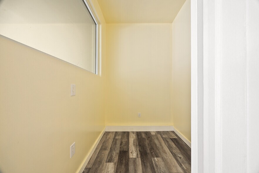 More Photos Of 222 E 51st St, Brooklyn Storefront Retail Residential For Sale
