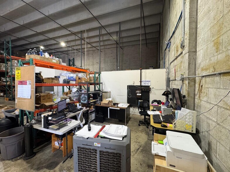 More Photos Of 6535-6545 NW 84th Ave, Miami Warehouse For Sale