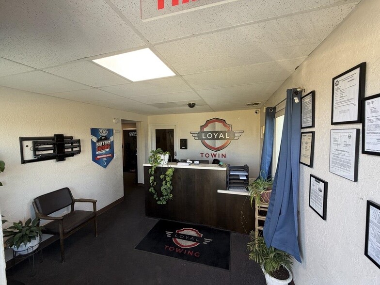 More Photos Of 1336-1340 Dixieanne Ave, Sacramento Warehouse For Sale