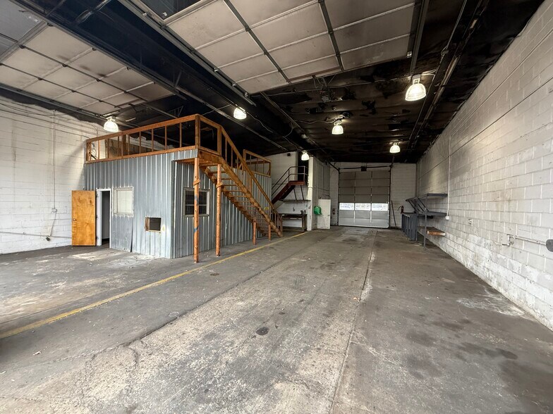 More Photos Of 2931 Route 73, Maple Shade Township Showroom For Sale