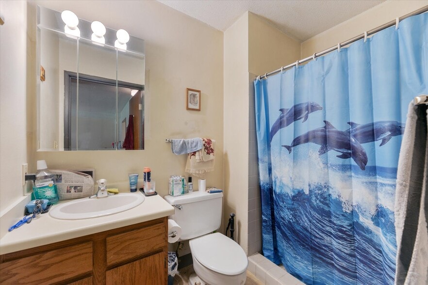 More Photos Of 23 Neptune St N, Cosmos Apartments For Sale