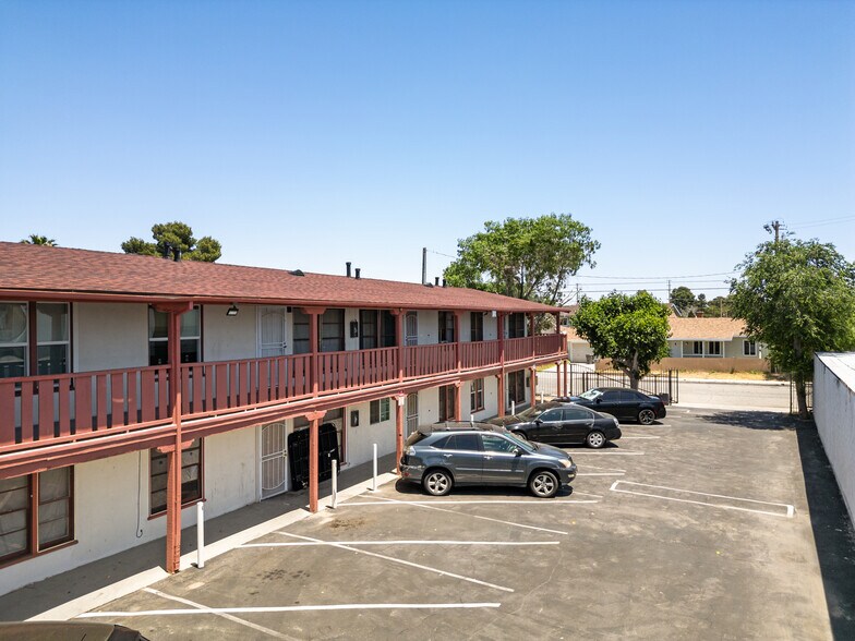 More Photos Of 44921 Trevor Ave, Lancaster Apartments For Sale