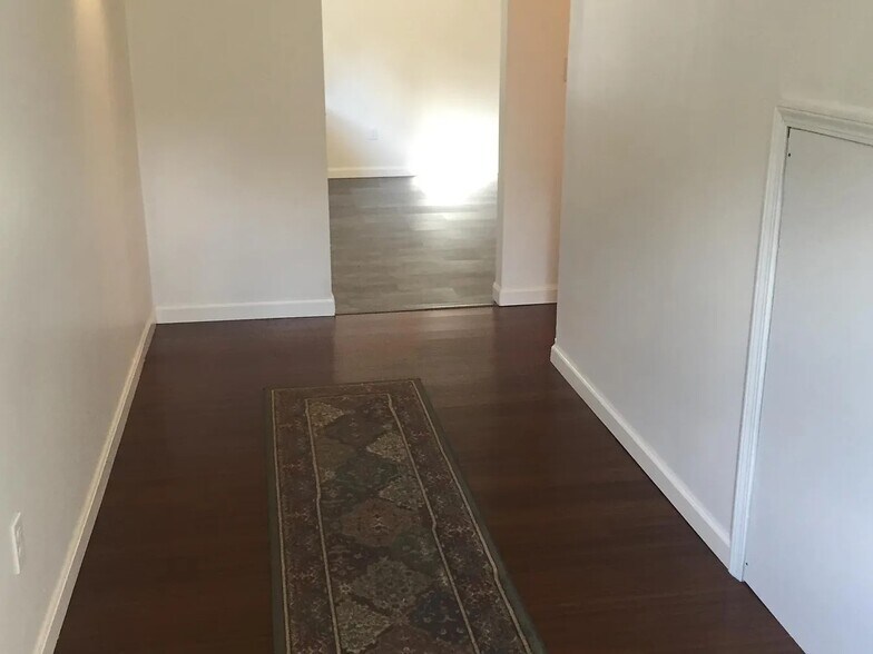 More Photos Of 147 Georgetown Rd, Beaver Falls Apartments For Sale