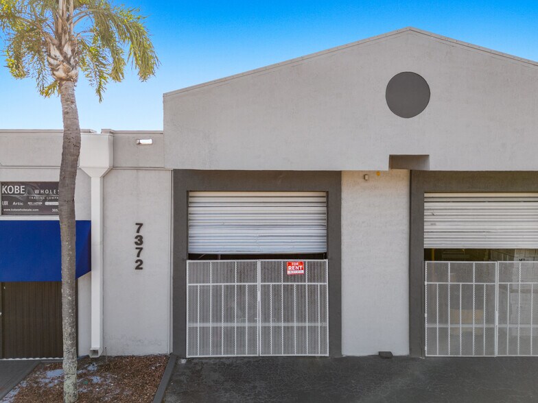 More Photos Of 7370-7384 NW 56th St, Miami Warehouse For Lease