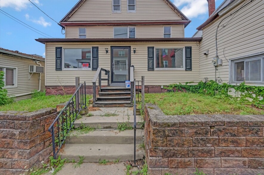 More Photos Of , Scranton General Retail For Sale